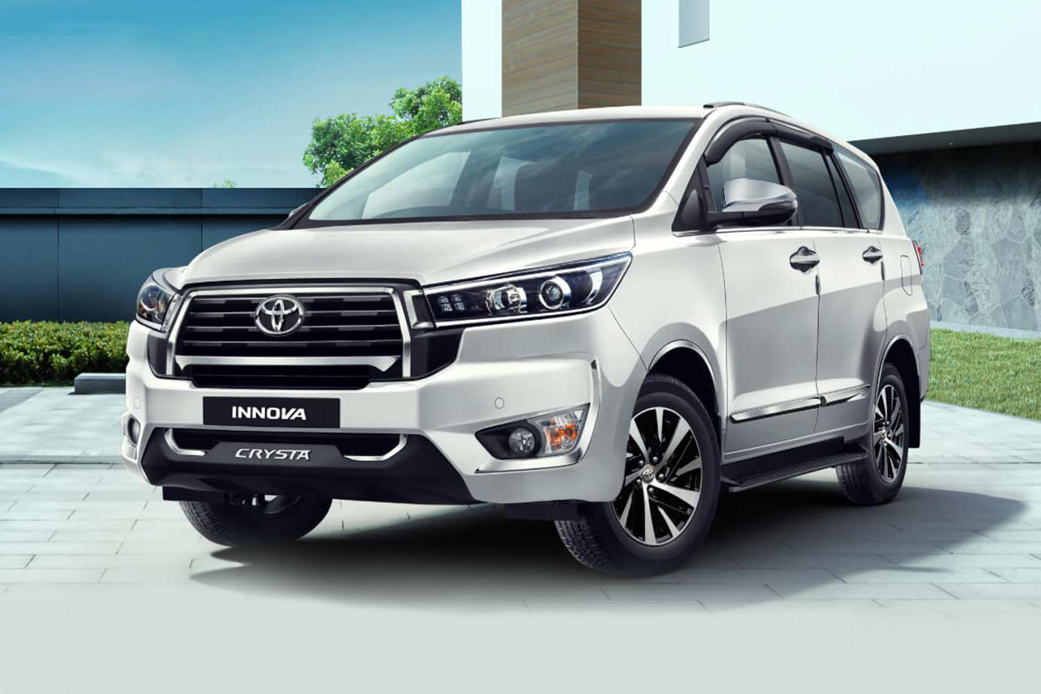 Innova Crysta Luxury Taxi Delhi